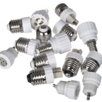 Lampun Kanta-adapterit